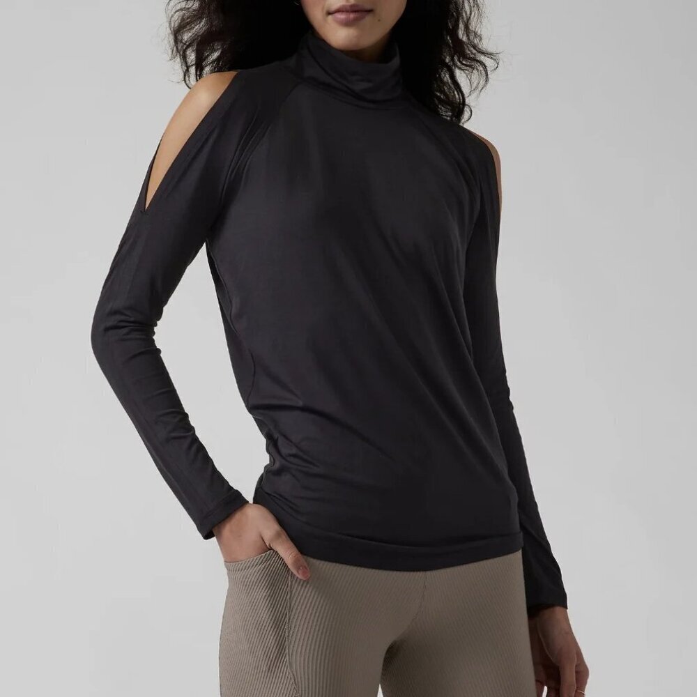 Athleta Women's Black Long Sleeve Cold Shoulder Turtleneck Top Sz Medium